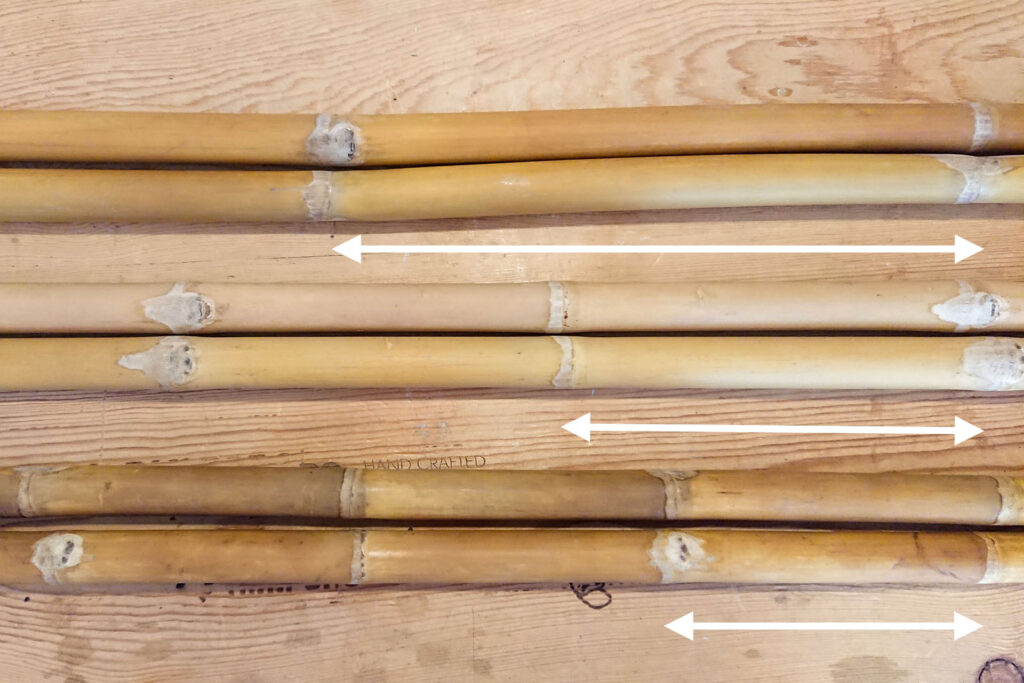 Bambupinnar med olika avstånd mellan ledknutarna.